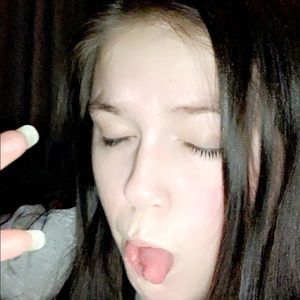 Meet your Posher, Clarissa